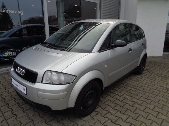 Gebraucht Audi A2 75 PS (55 kW) 2002 Silber metallic Kleinwagen