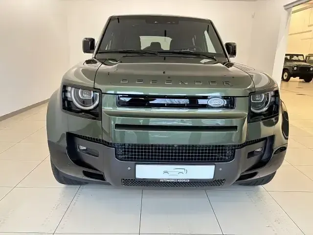 Gebraucht Land Rover Defender HSE Dynamic 349 PS (256 kW) 2025 Grün SUV