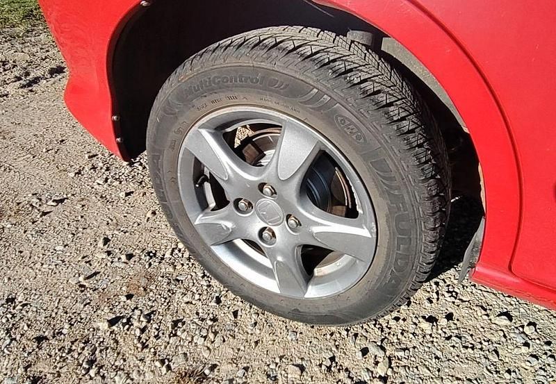 Gebraucht Honda Jazz ES 83 PS (61 kW) 2005 Rot Kleinwagen