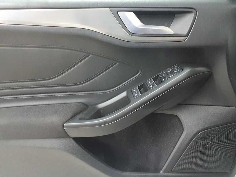 Usado Ford Focus Titanium 120 HP (88 kW) 2024 Branco Carrinha