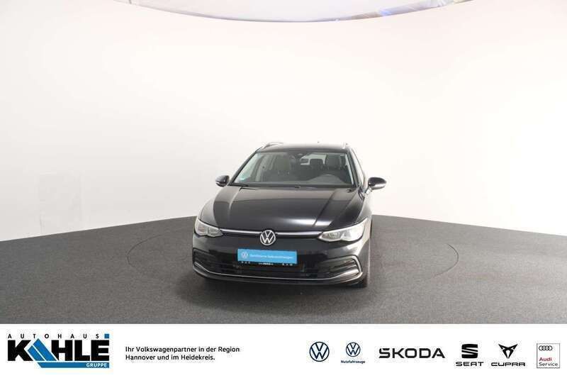 Deep black perleffekt Gebraucht 2023 VW Golf VIII Move Kombi | 25.990 € (Fairer Preis) - Bild 1/4