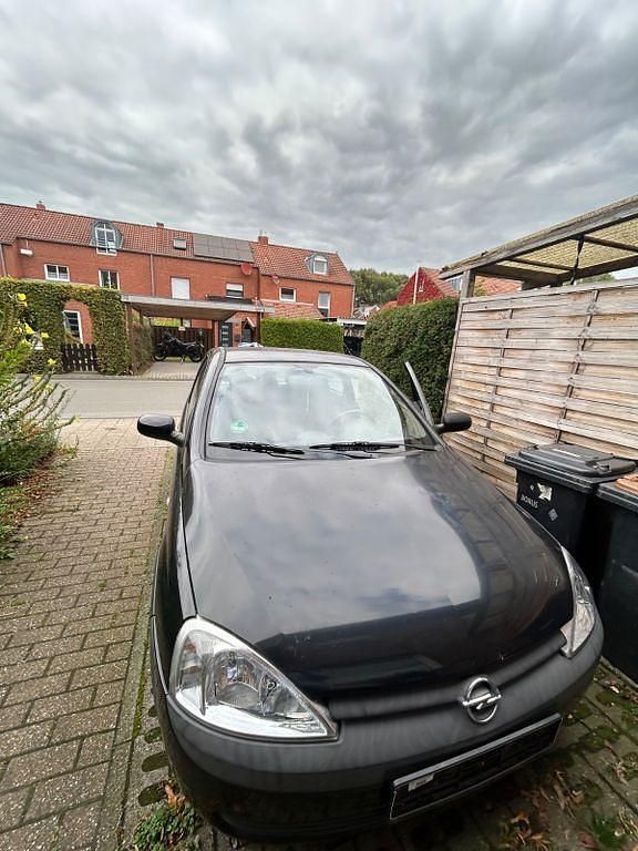 Schwarz Gebraucht 2002 Opel Corsa Kleinwagen | 500 € (Superpreis) - Bild 1/4