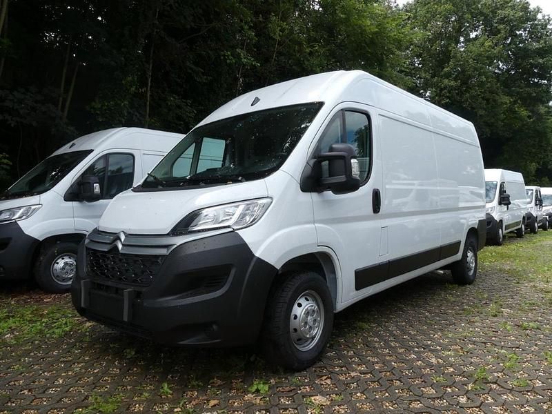 Gebraucht Citroën Jumper 140 PS (102 kW) 2024 Weiß Van / Kleinbus