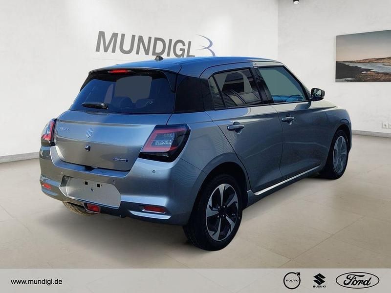 Neu Suzuki Swift Comfort+ 83 PS (61 kW) 2025 Silber Kleinwagen
