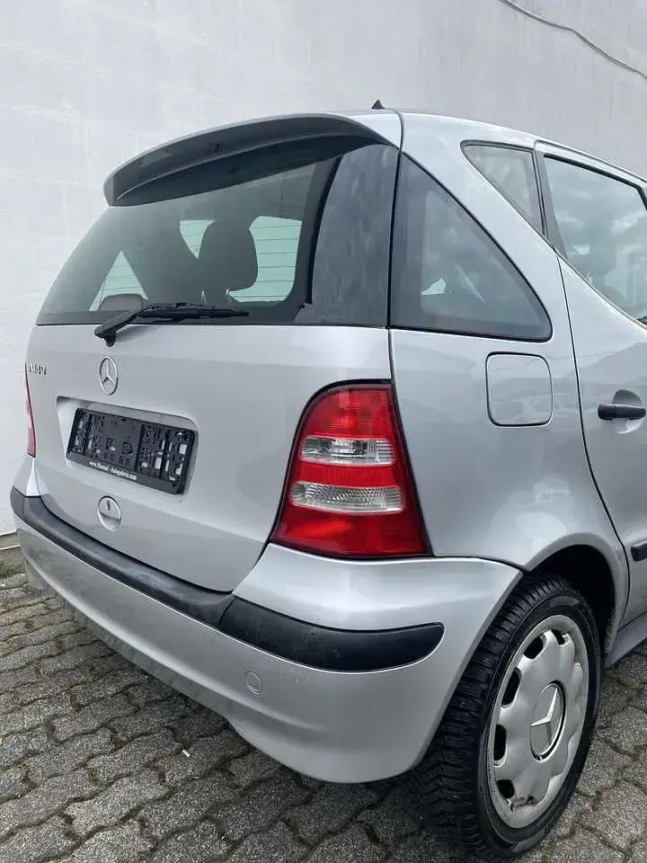 Gebraucht Mercedes A140 Elegance 82 PS (60 kW) 2001 Silber Kleinwagen