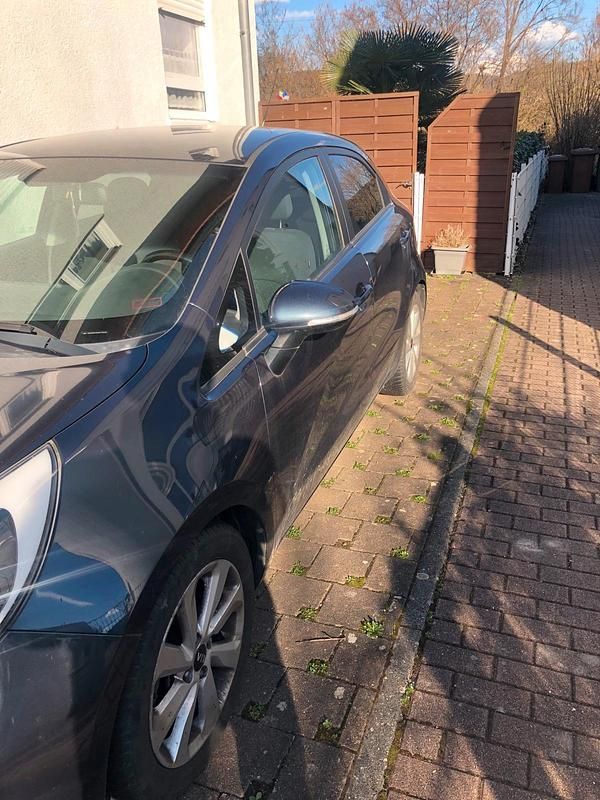 Gebraucht Kia Rio 84 PS (61 kW) 2016 Kleinwagen