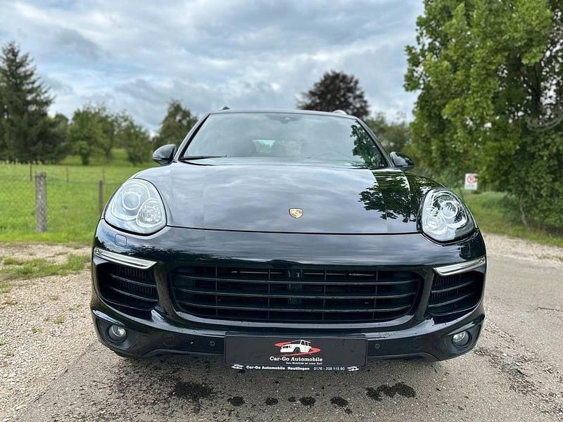Schwarz Gebraucht 2015 Porsche Cayenne SUV | 24.999 € (Fairer Preis) - Bild 1/4