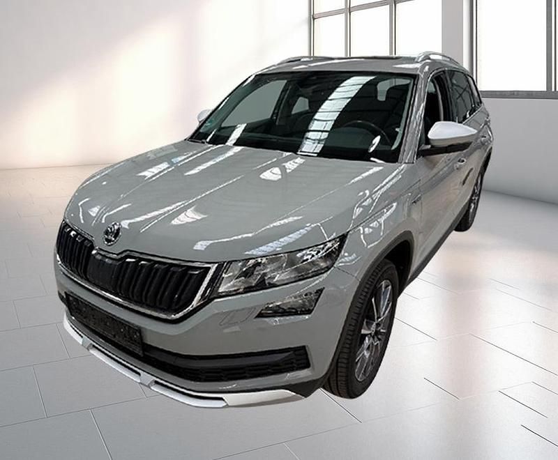 Steel grau Gebraucht 2021 Skoda Kodiaq SUV | 25.580 € (Superpreis) - Bild 1/4