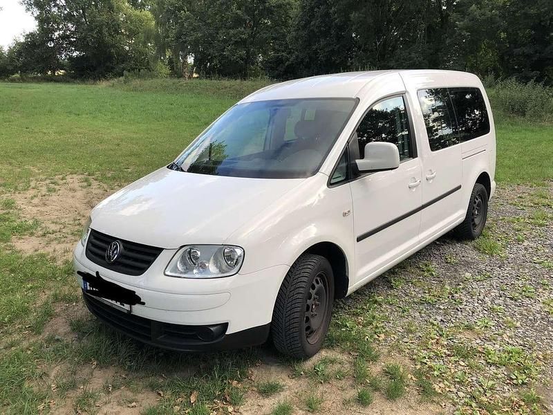 Weiß Gebraucht 2008 VW Caddy Maxi Life Life Van / Kleinbus | 9.500 € (Etwas zu teuer) - Bild 1/4