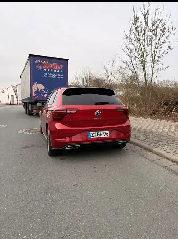 Gebraucht VW Polo R-line 110 PS (80 kW) 2024 Rot Kleinwagen