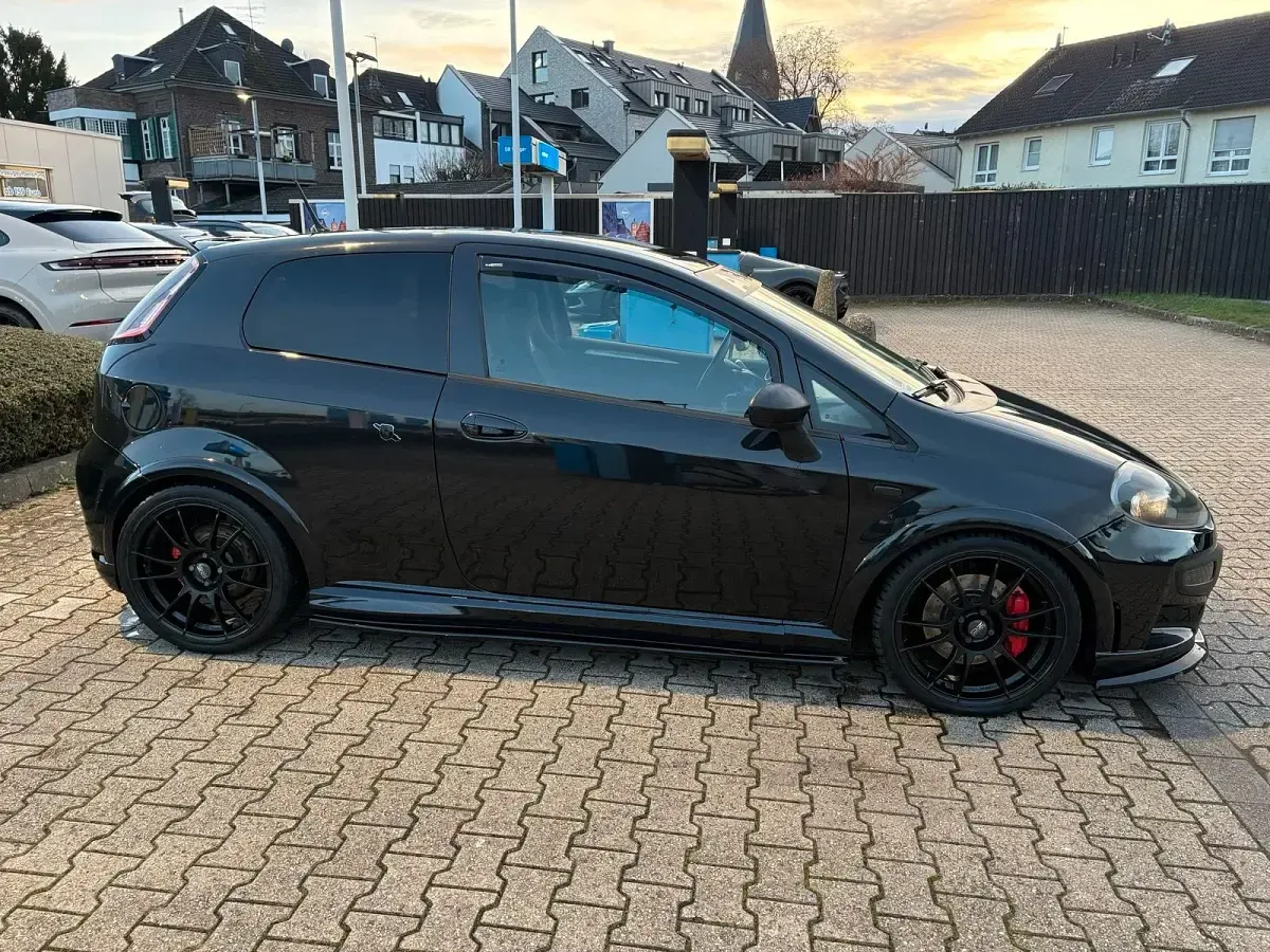 Gebraucht Abarth Punto Evo 195 PS (143 kW) 2012 Schwarz Kleinwagen