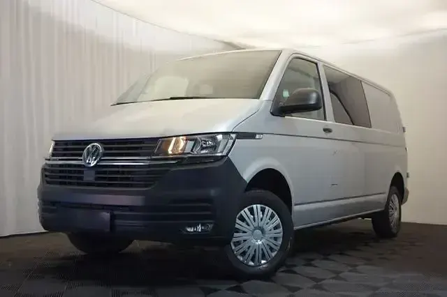 Gebraucht VW T6.1 150 PS (110 kW) 2021 Silber Van