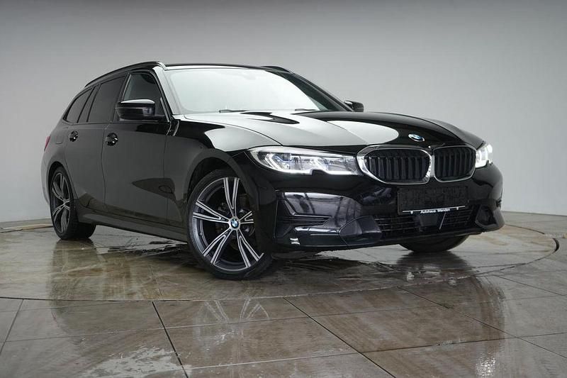Gebraucht BMW 320 Sport Line 190 PS (139 kW) 2021 Schwarz 2 Kombi