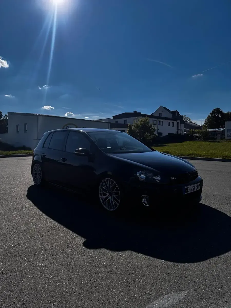 Gebraucht VW Golf VI GTI 211 PS (155 kW) 2011 Schwarz Kleinwagen
