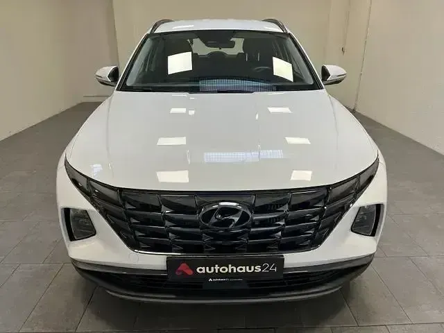 Gebraucht Hyundai Tucson Select 150 PS (110 kW) 2024 Weiß SUV