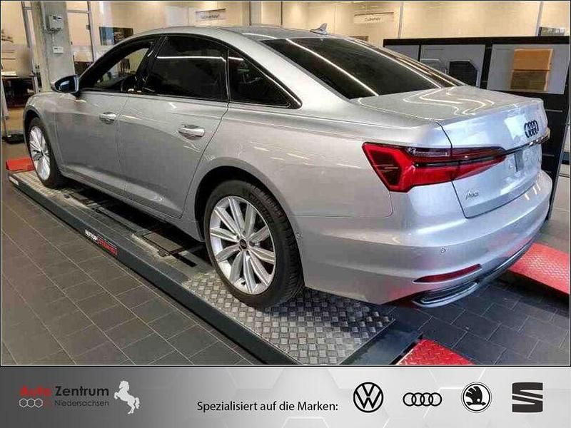Gebraucht Audi A6 Design 340 PS (250 kW) 2023 Floret silver metallic Limousine