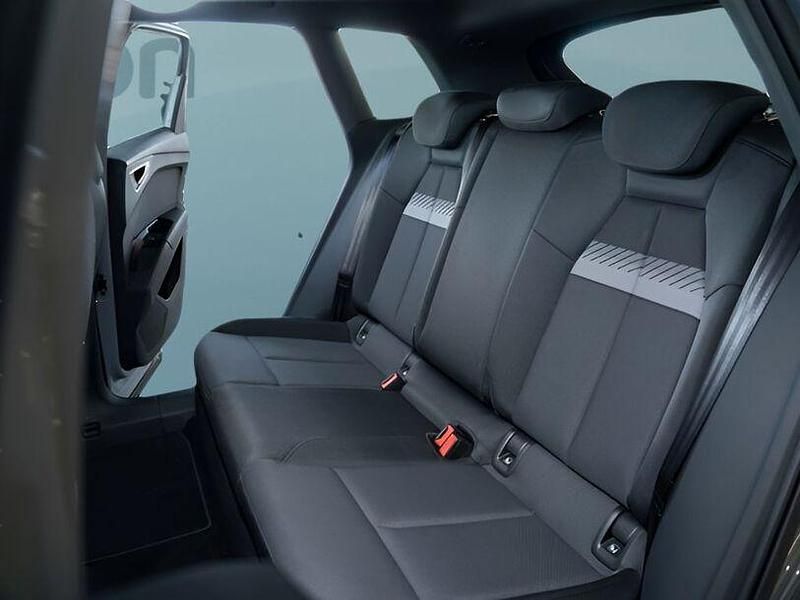 Gebraucht Audi Q4 e-tron 210 kW (286 PS) 2024 Grau SUV