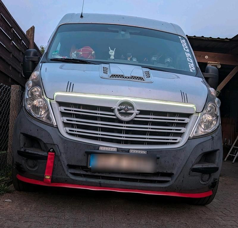 Silber Gebraucht 2011 Opel Movano Van / Kleinbus | 9.499 € - Bild 1/4