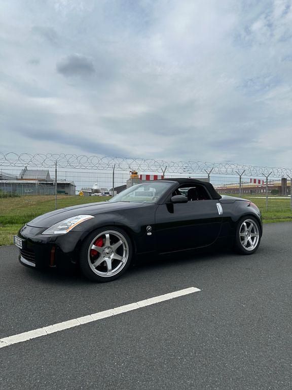Schwarz Gebraucht 2005 Nissan 350Z Pack Cabrio | 14.499 € (Fairer Preis) - Bild 1/4