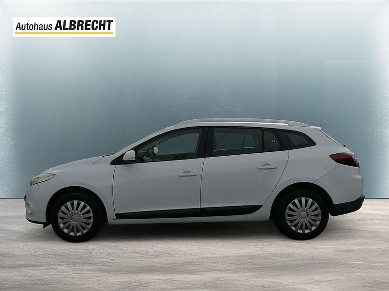 Gebraucht Renault Mégane III Expression 110 PS (80 kW) 2011 Weiß Limousine