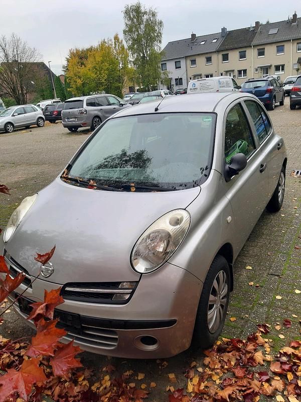 Grau Gebraucht 2006 Nissan Micra Kleinwagen | 950 € (Etwas zu teuer) - Bild 1/4