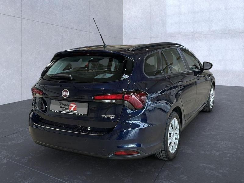 Gebraucht Fiat Tipo More 120 PS (88 kW) 2018 Blau Kombi
