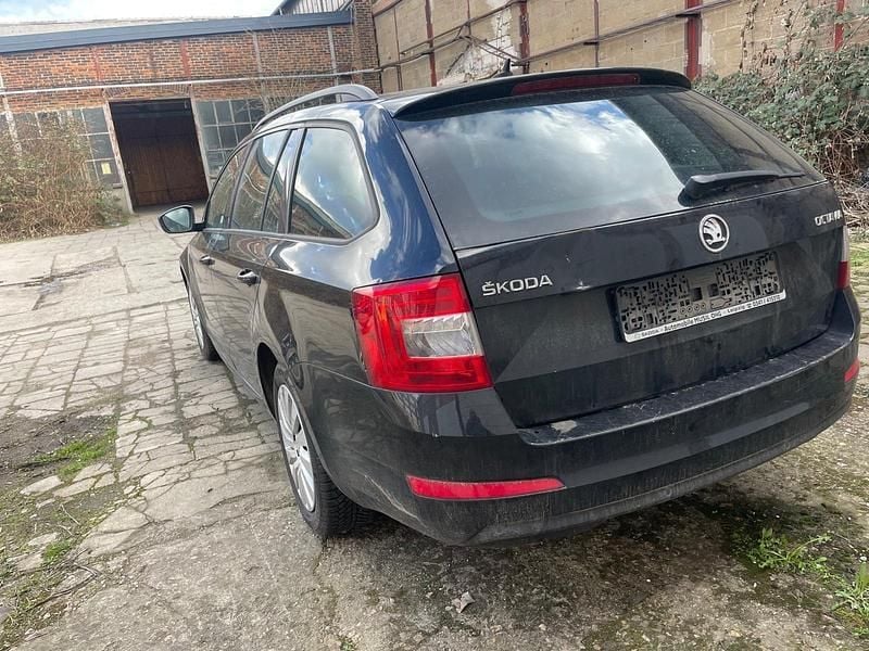 Gebraucht Skoda Octavia 112 PS (82 kW) 2016 Schwarz Kleinwagen