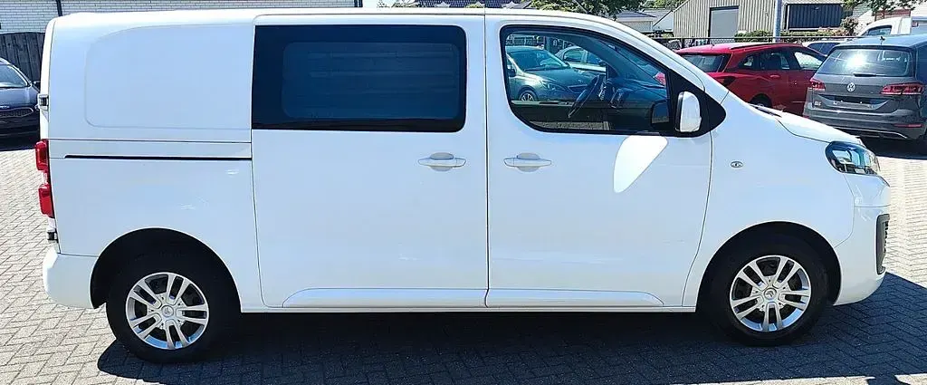 Gebraucht Citroën Jumpy 122 PS (89 kW) 2017 Weiß Van / Kleinbus