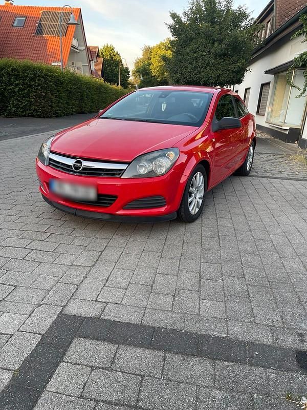 Rot Gebraucht 2006 Opel Astra GTC Coupé | 1.000 € (Superpreis) - Bild 1/4