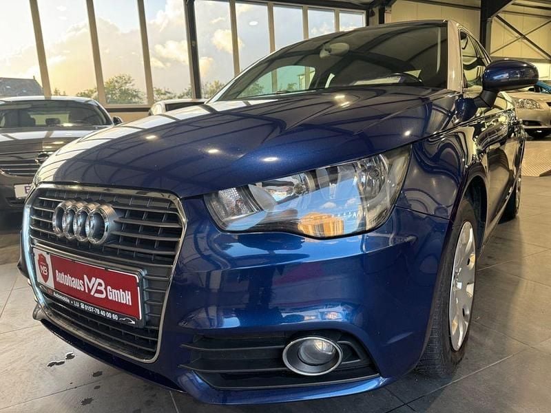 Gebraucht Audi A1 Ambition 86 PS (63 kW) 2011 Blau Kleinwagen
