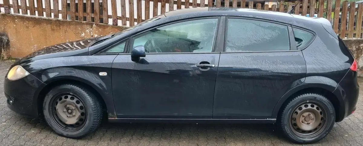 Gebraucht Seat Leon 101 PS (74 kW) 2006 Schwarz Kleinwagen