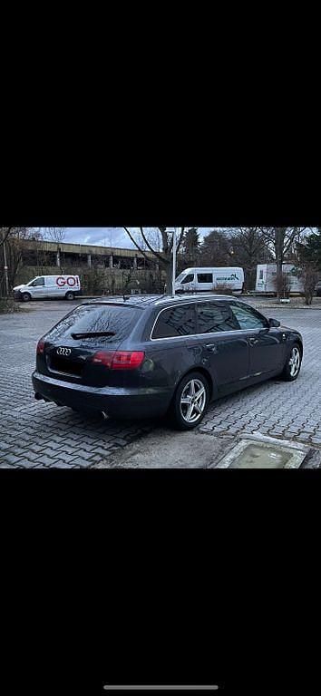 Schwarz Gebraucht 2005 Audi A6 Kombi | 2.800 € (Fairer Preis) - Bild 1/4
