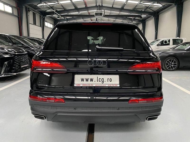 Gebraucht Audi Q7 340 PS (250 kW) 2024 Schwarz SUV