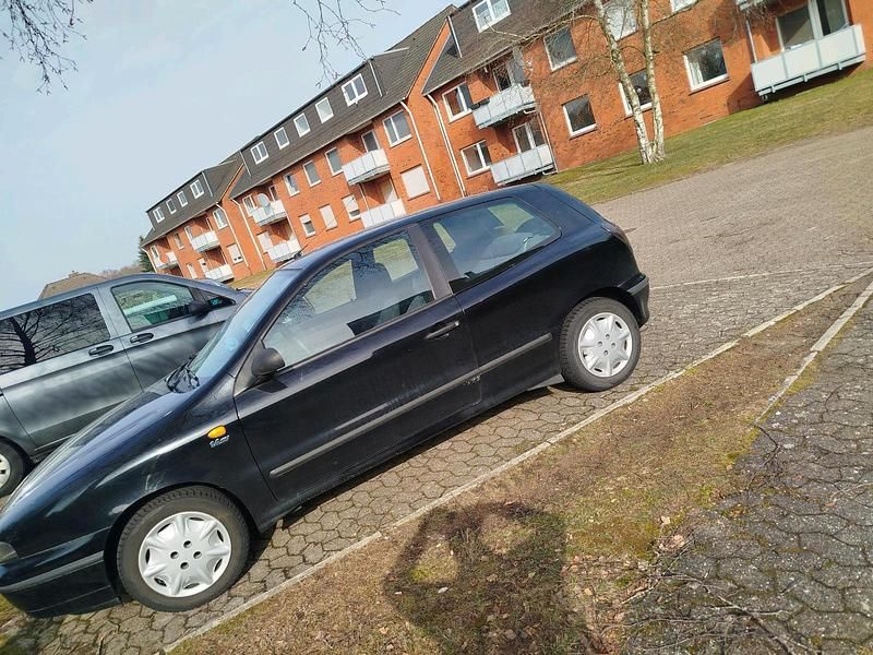 Gebraucht Fiat Bravo 55 PS (40 kW) 1997 Schwarz Kleinwagen
