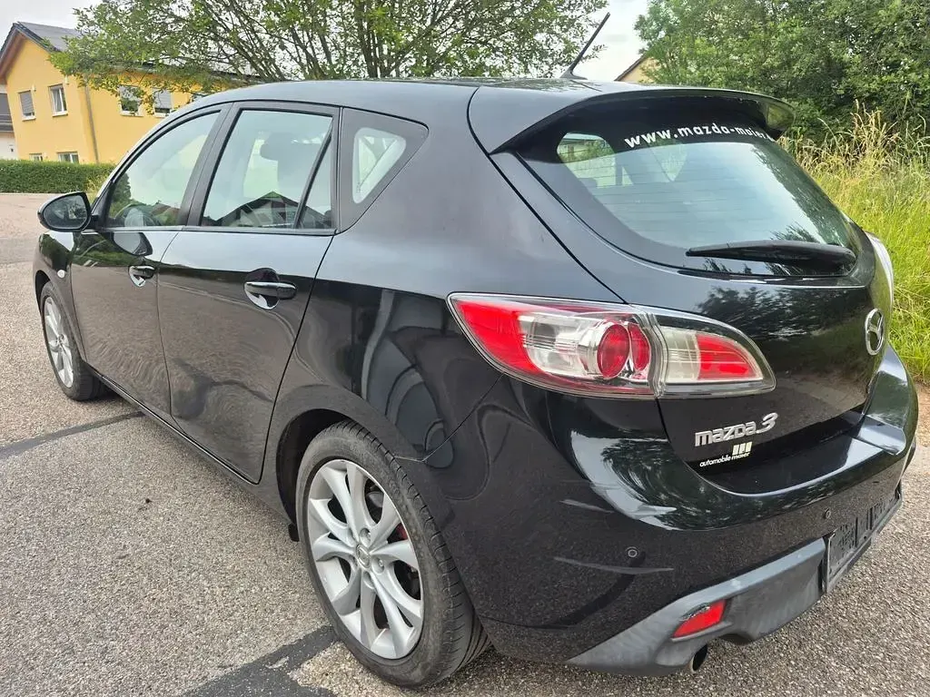 Gebraucht Mazda 3 Exclusive-Line 109 PS (80 kW) 2009 Schwarz Limousine