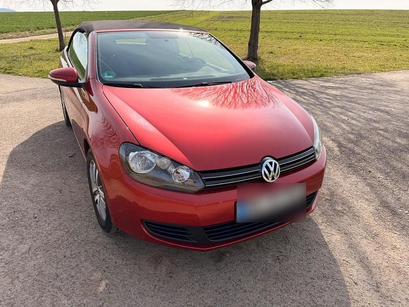 Gebraucht VW Golf Cabriolet 105 PS (77 kW) 2015 Rot Cabrio