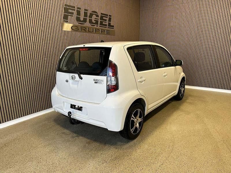 Gebraucht Daihatsu Sirion 69 PS (50 kW) 2009 Andere Kleinwagen