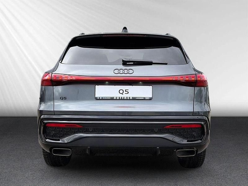 Neu Audi Q5 Edition .1 204 PS (150 kW) 2026 Grau SUV