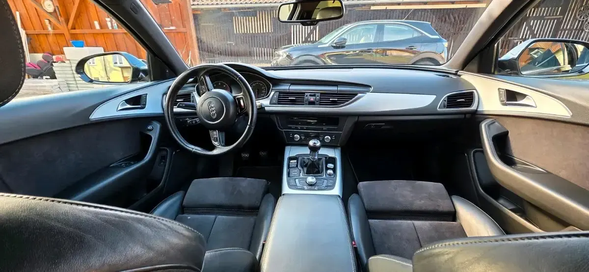 Second-hand Audi A6 S-Line 300 CP (220 kW) 2013 Negru Break
