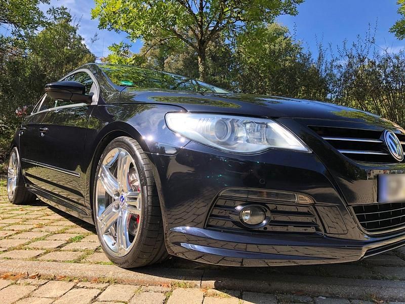 Gebraucht VW Passat R 258 PS (189 kW) 2010 Schwarz Coupé