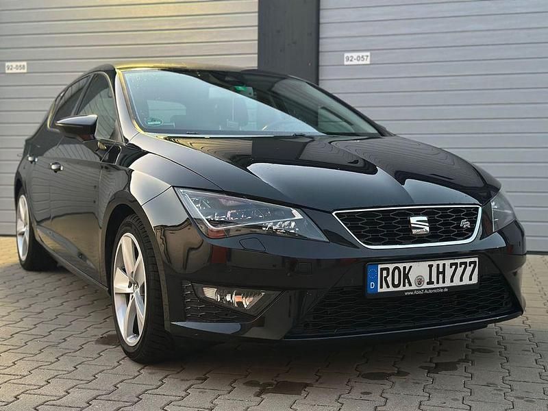 Schwarz Gebraucht 2014 Seat Leon FR Limousine | 10.400 € (Fairer Preis) - Bild 1/4