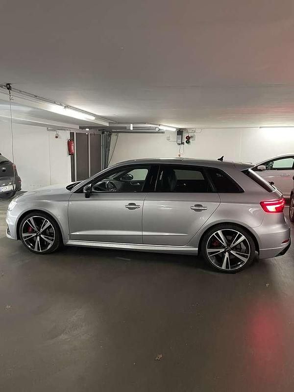 Gebraucht Audi RS3 Sportback 400 PS (294 kW) 2019 Kleinwagen