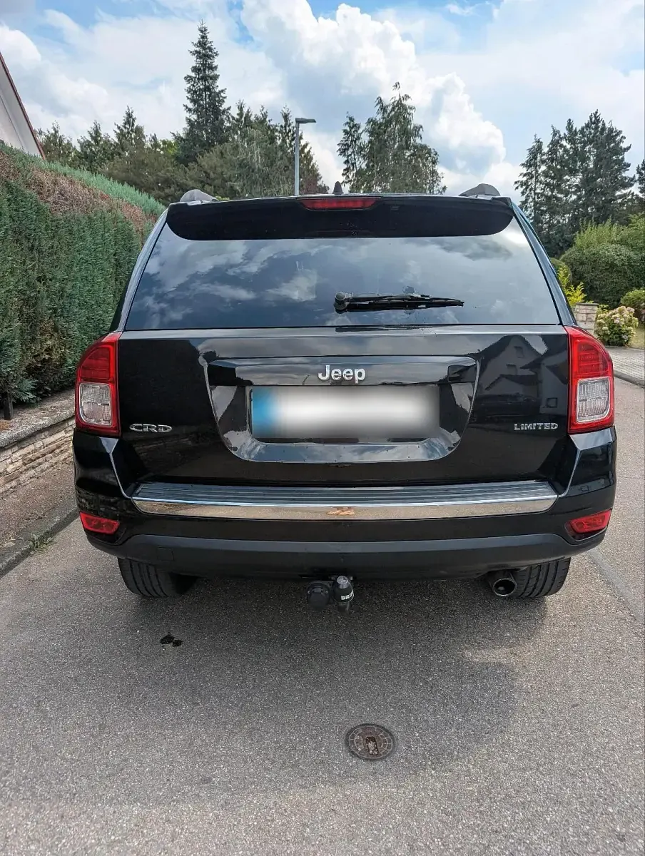 Gebraucht Jeep Compass 163 PS (119 kW) 2011 SUV