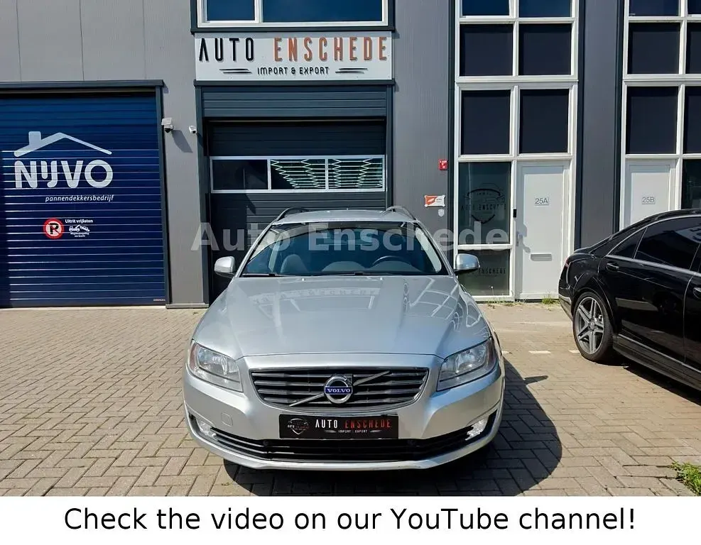 Gebraucht Volvo V70 Summum 120 PS (88 kW) 2016 Silber Kombi