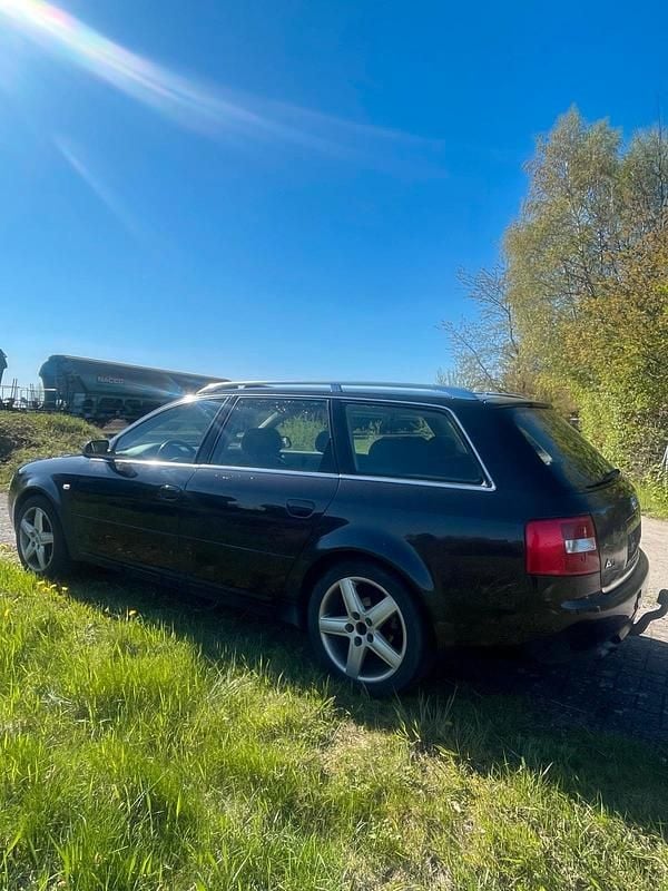 Gebraucht Audi A6 163 PS (119 kW) 2004 Schwarz Kombi