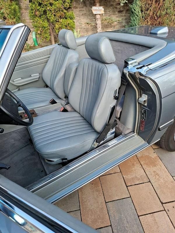 Gebraucht Mercedes 230 230 PS (169 kW) 1987 Grau Cabrio