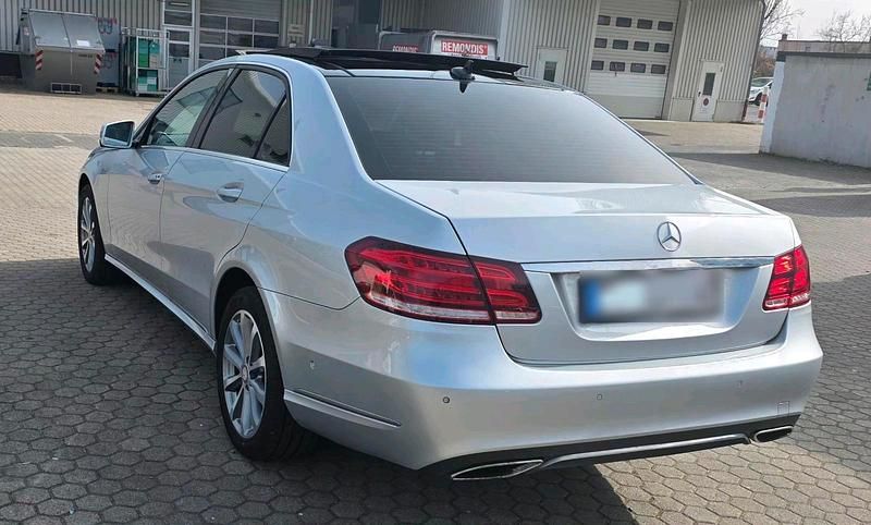 Gebraucht Mercedes E350 258 PS (189 kW) 2014 Silber Limousine
