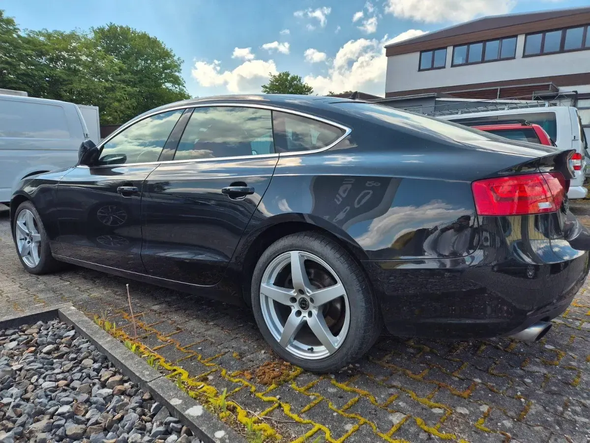 Gebraucht Audi A5 Sportback Sport 224 PS (164 kW) 2013 Schwarz Kleinwagen