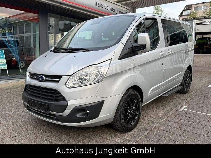 Używany Ford Transit Titanium 170 KM (125 kW) 2016 Srebrny Kombi