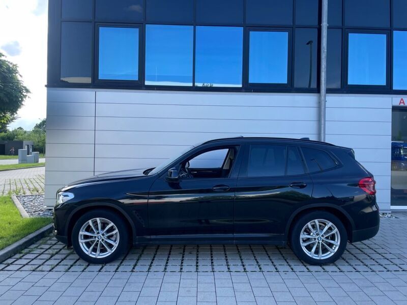 Schwarz Gebraucht 2019 BMW X3 Sport Line SUV | 28.999 € (Fairer Preis) - Bild 1/4